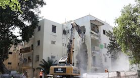 הריסת הבניין ביהודה מכבי תל אביב, צילום: איציק בירן קונטמפו החזקות